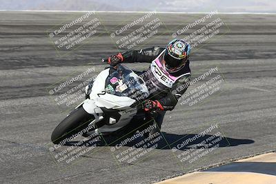 media/Jan-16-2026-CVMA Friday Practice (Fri) [[6f2bf47531]]/5-Racer 4-Trackday1/Session 2 (Bowl)/